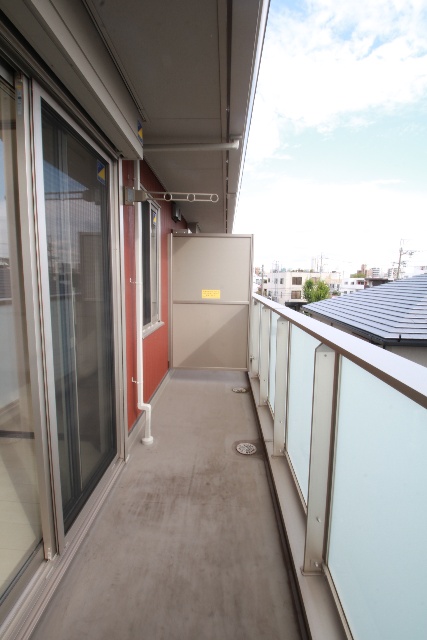 バルコニー　※別室の参考写真の為、現況優先です。