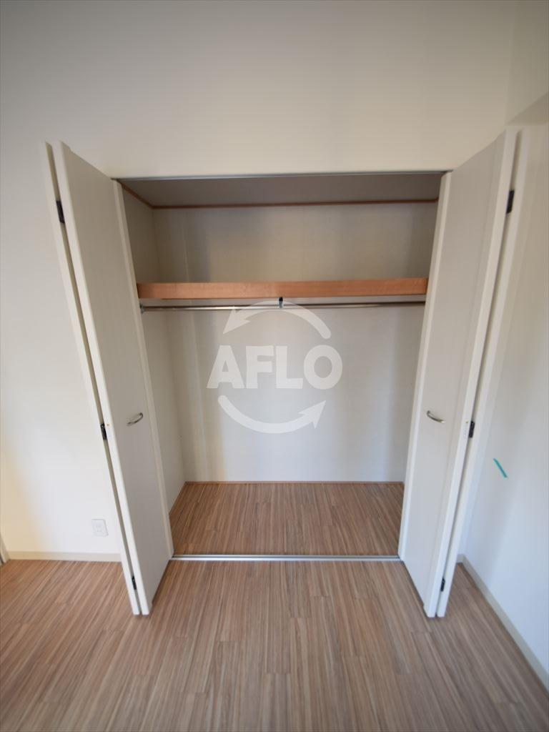 収納　パレ阪栄橋　クロゼット