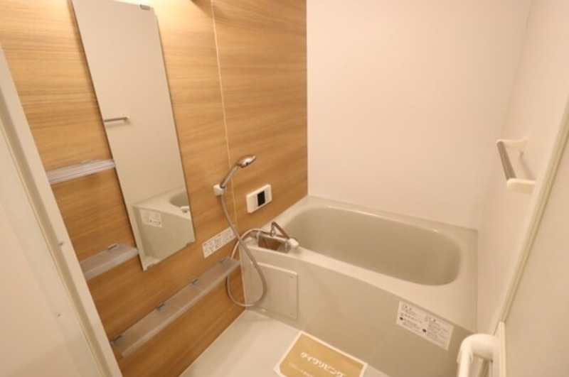 バス・シャワールーム　図面と現状に相違がある場合には現状を優先