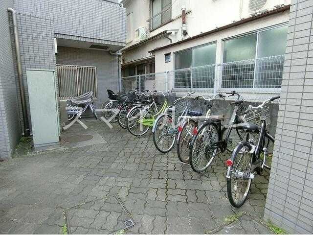 駐車場　駐輪場