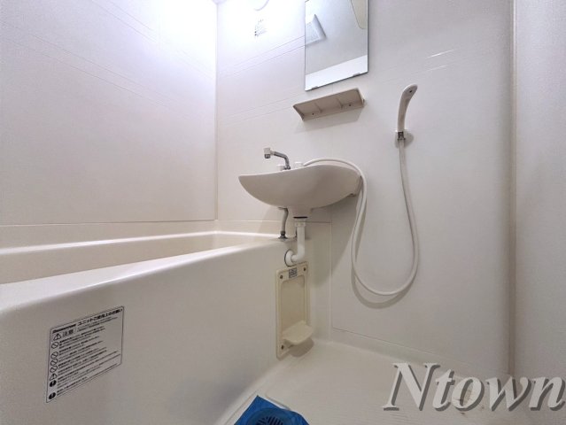 バス・シャワールーム　ゆったり過ごせるお風呂です