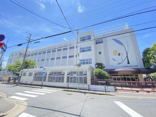 小学校　名古屋市立田代小学校（小学校）まで201m