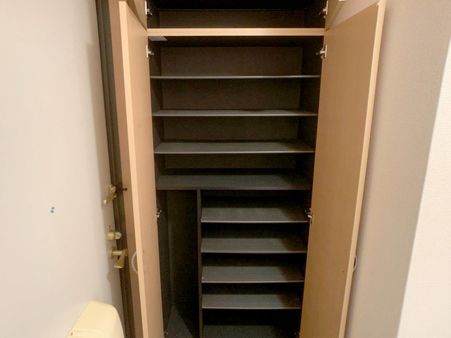 収納　シューズクローゼット