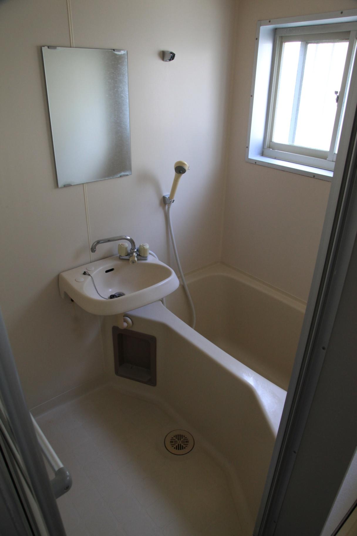 バス・シャワールーム　浴室