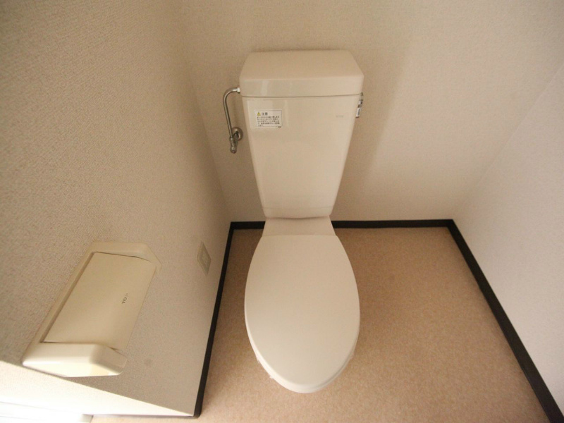 トイレ　洋式トイレ（温水洗浄便座設置可）