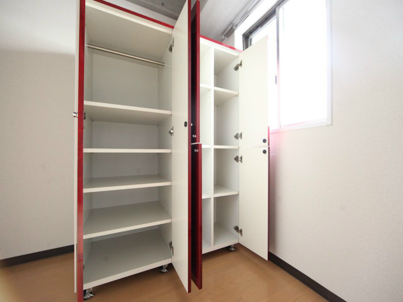 収納　可動式クローゼット（収納充実してます）