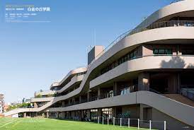 小学校　港区立小中一貫教育校白金の丘学園白金の丘小学校（小学校）まで429m