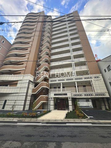 建物外観　鉄筋コンクリート造１５階建てマンションです