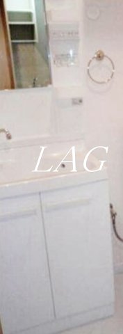 洗面設備　洗面台です。