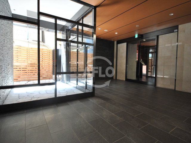 ロビー　エスライズ西本町　ロビー