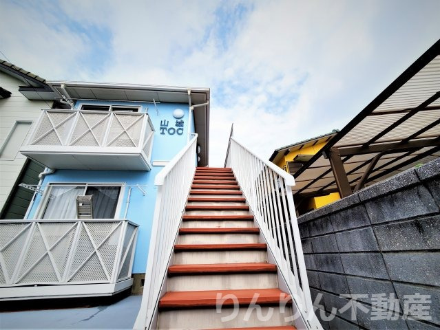 エントランス　清潔なエントランスです