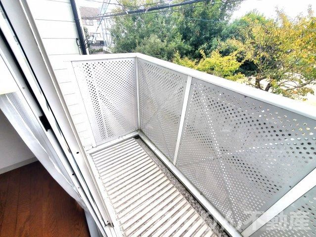 バルコニー　バルコニーがあります