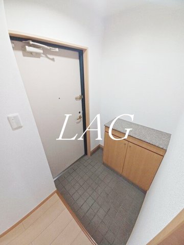 玄関　玄関です。