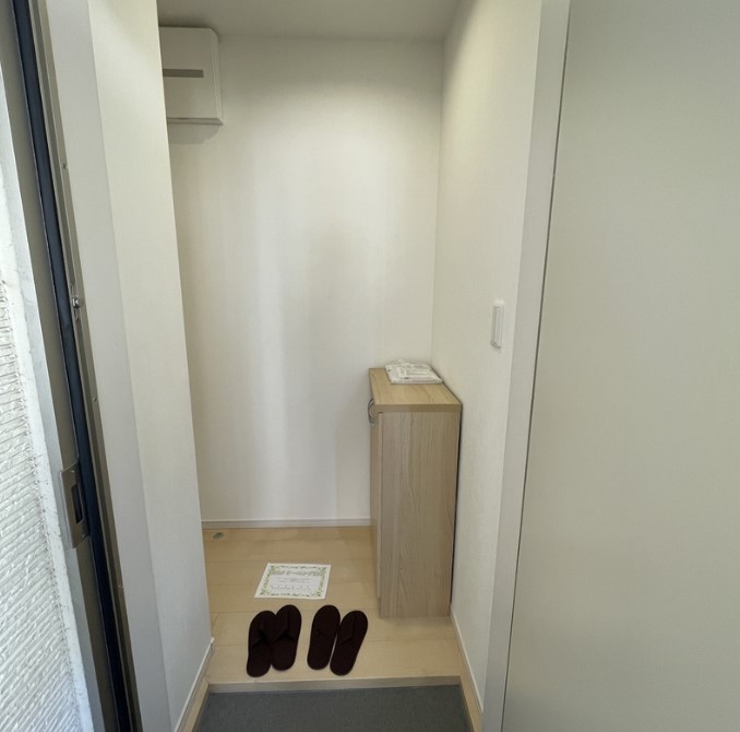 玄関　同施工別物件