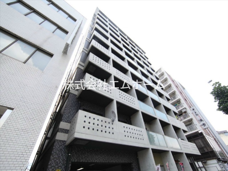 建物外観　外観　デザイナーズ　防犯カメラ　オートロック　宅配ＢＯＸ