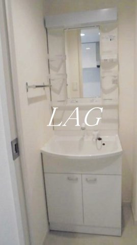 洗面設備　洗面台です。