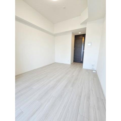 居室・リビング　室内