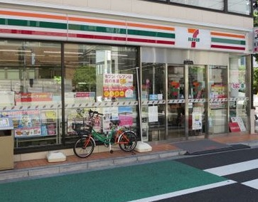 コンビニ　セブン-イレブン新宿筑土八幡町店（コンビニ）まで216m