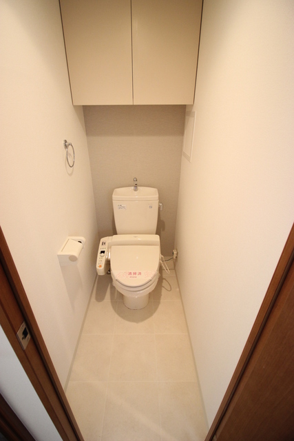 トイレ　温水洗浄付き便座♪