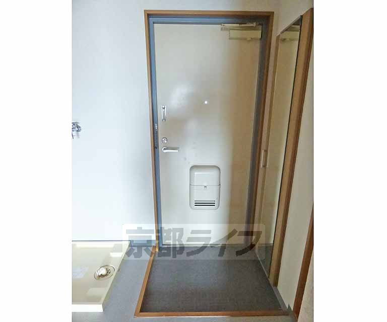 玄関　玄関です。