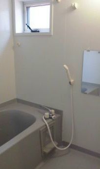 バス・シャワールーム　別号室の写真となります（現状を優先します）