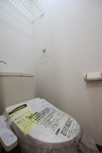 トイレ　写真は別部屋のものです。