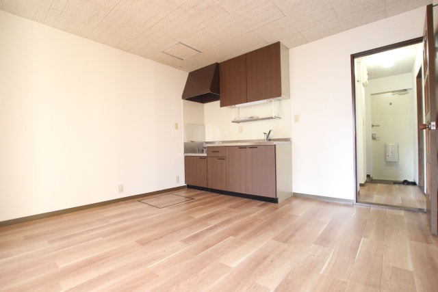 居室・リビング　写真は別部屋のものです。