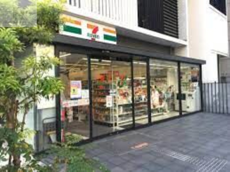 コンビニ　セブンイレブン大阪中央3丁目店（コンビニ）まで105m