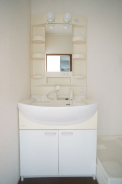 洗面設備　★お問い合わせはタウンハウジング府中店まで★