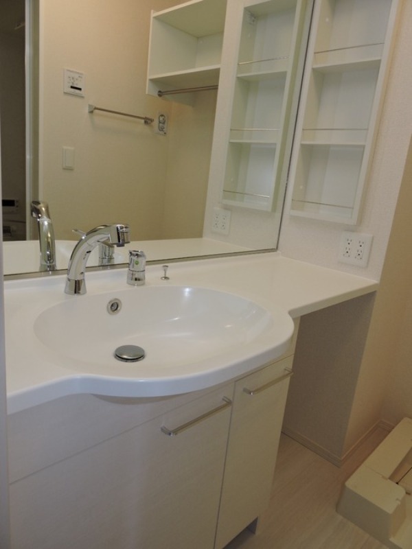 洗面設備　図面と現状に相違がある場合には現状を優先