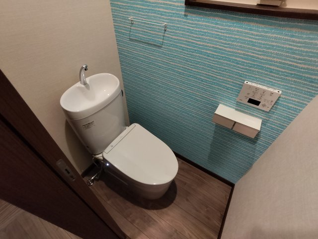 トイレ　２階トイレ(1階にもございます)