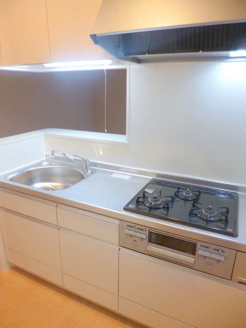 キッチン　グリル付ガス3口システムキッチン