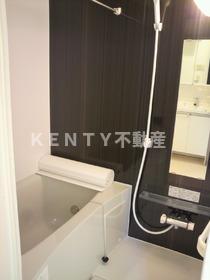 バス・シャワールーム　ゆったり過ごせるお風呂です