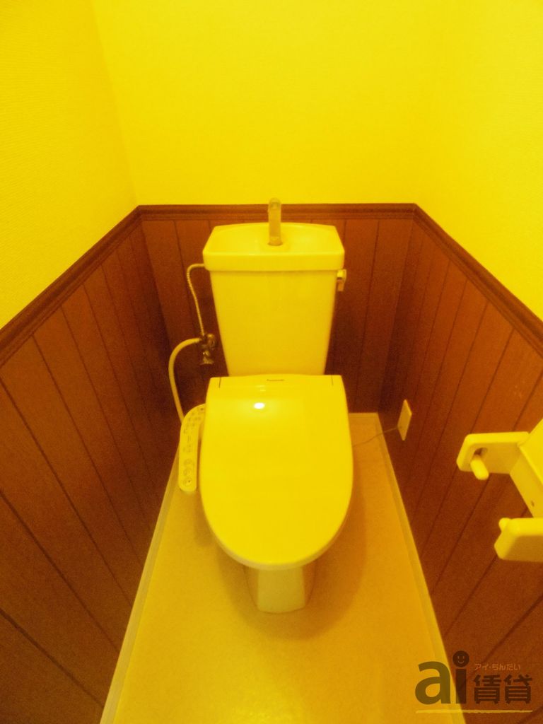 トイレ　※同仕様写真