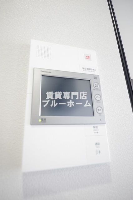 セキュリティ　モニター付きのインターホンです！