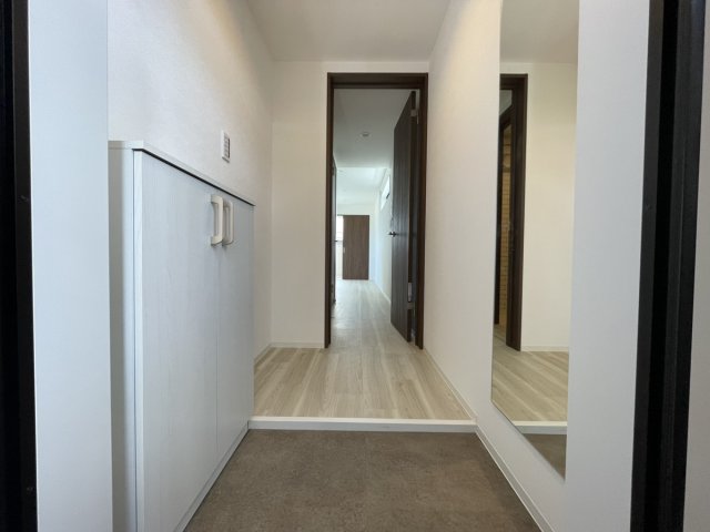 玄関　※別室の参考写真になります。現況優先