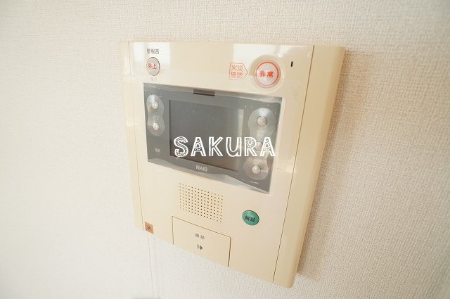 セキュリティ　女性の方でも安心のモニター付きインターホン♪