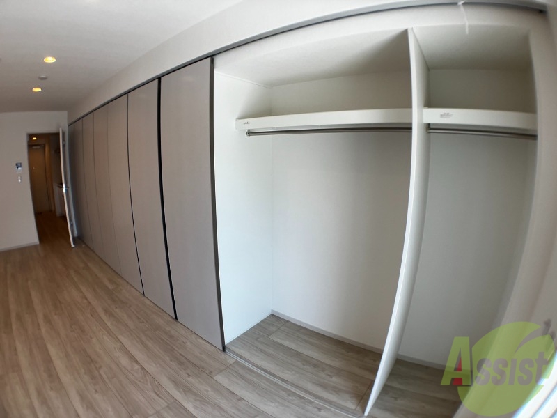 収納　洋室のクローゼット。広さは十分そうです。