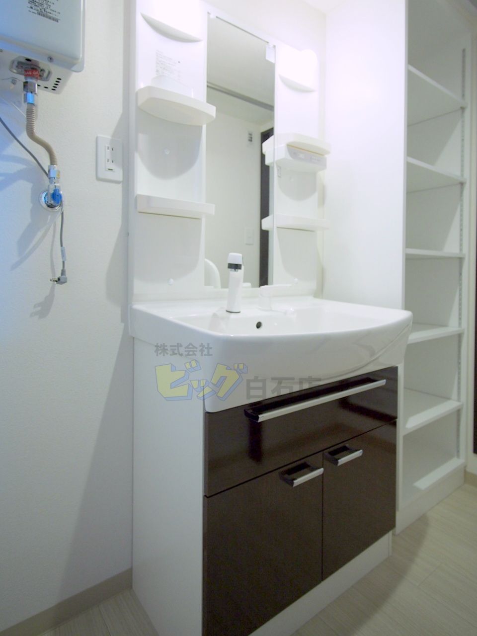洗面設備　シャンプードレッサー完備しています♪