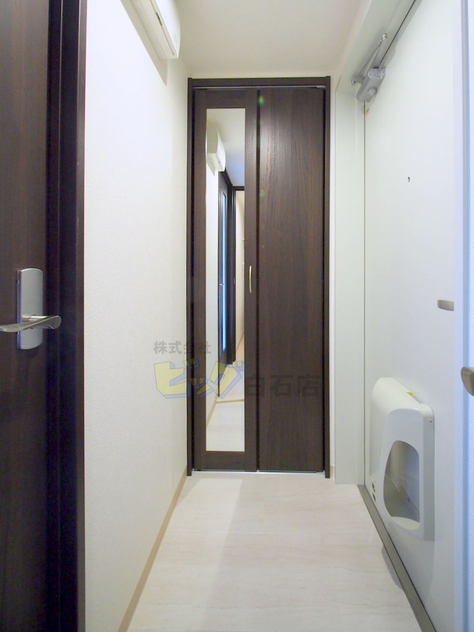 玄関　広々とした玄関です♪