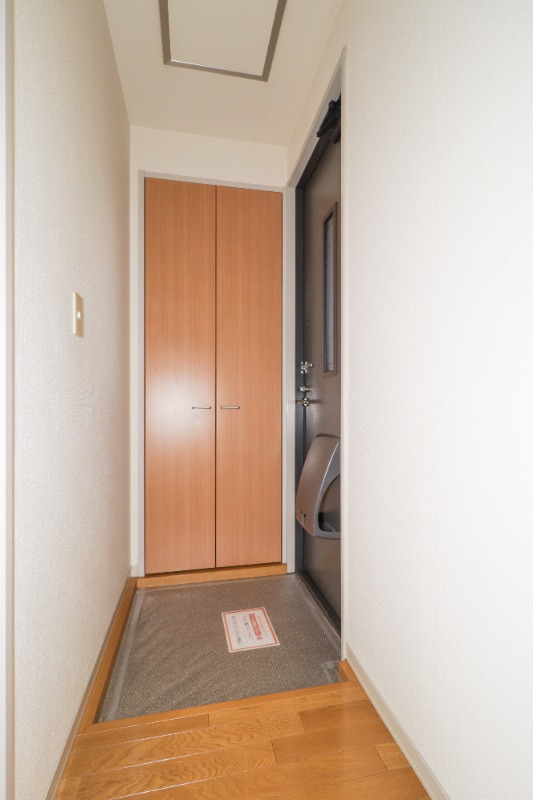 玄関　図面と現状に相違がある場合には現状を優先