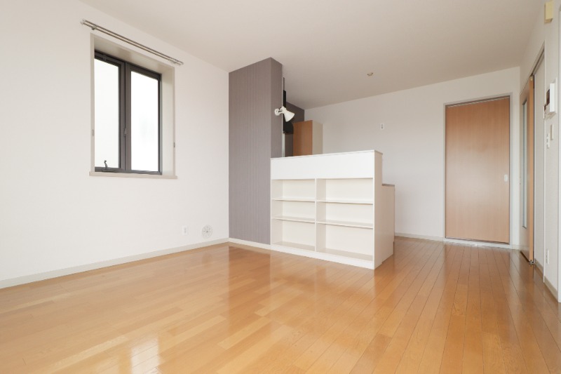 居室・リビング　図面と現状に相違がある場合には現状を優先