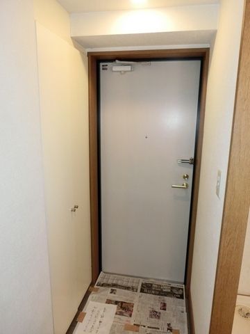 玄関　★下駄箱あります★