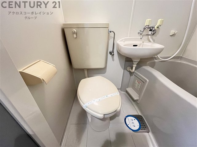 トイレ　浴室内にトイレ付いてます☆