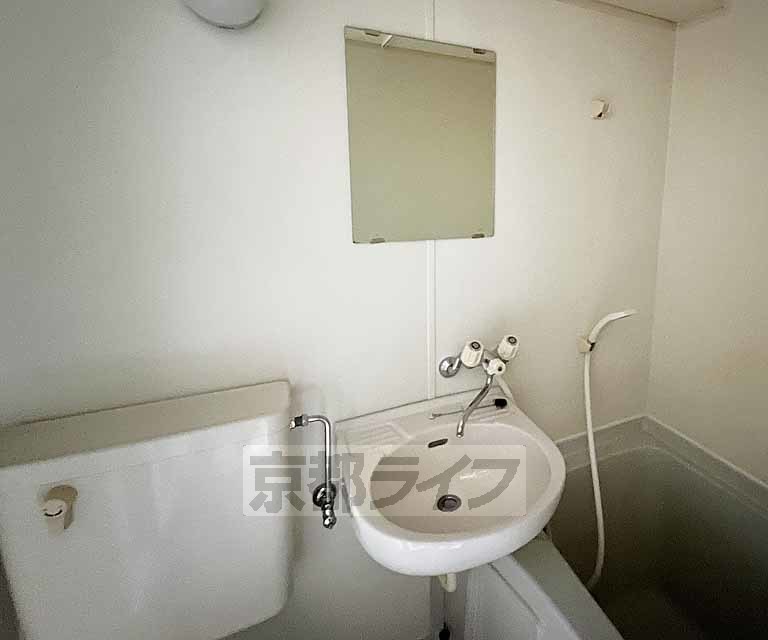 洗面設備　歯磨きはこちらで