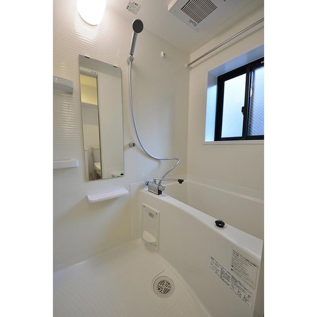 バス・シャワールーム　バス