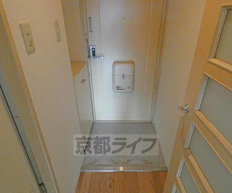玄関　玄関です。