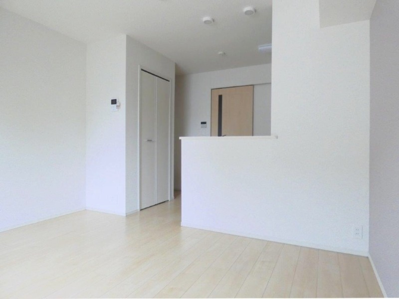 居室・リビング　図面と現状に相違がある場合には現状を優先