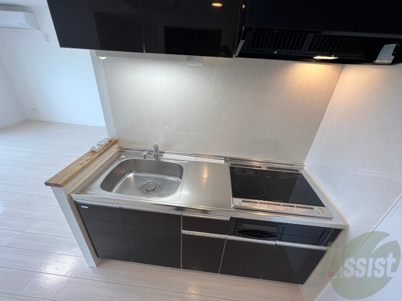 キッチン　システムキッチンなのでコンロ設置不要です！