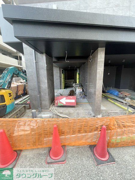 エントランス　駐車場